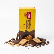 Biscotti con Cioccolato, herbatniki z gorzką czekoladą 150g Schar — opakowanie z wysypaną zawartością