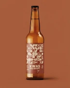 Kwas chlebowy 500 ml AleBrowar — opakowanie na tle w kolorze produktu
