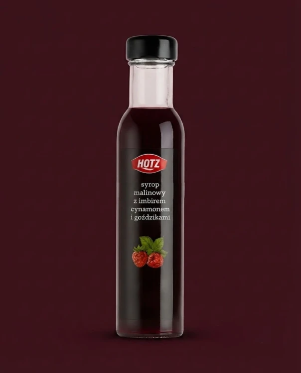 Syrop malinowy z imbirem, cynamonem i goździkami 300g Hotz — opakowanie na tle w kolorze produktu
