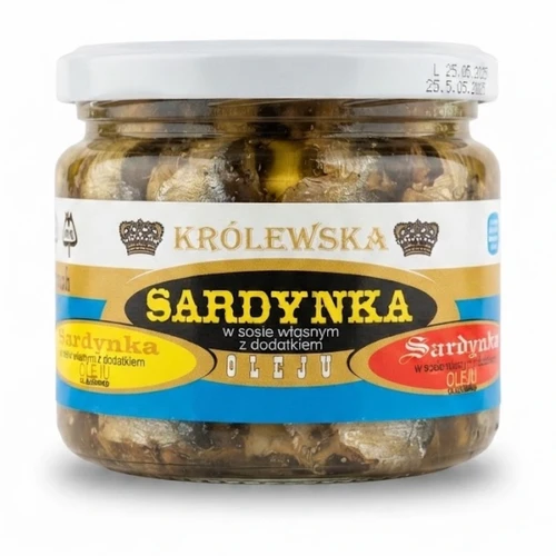 Królewska sardynka w sosie własnym z dodatkiem oleju  280g — opakowanie, zdjęcie studyjne