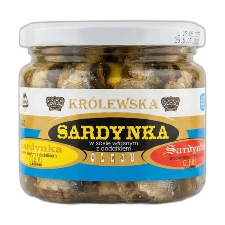 Królewska sardynka w sosie własnym z dodatkiem oleju  280g — opakowanie na białym tle