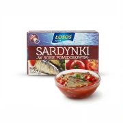Sardynki w sosie pomidorowym 125g Łosoś Ustka — opakowanie i zawartość produktu