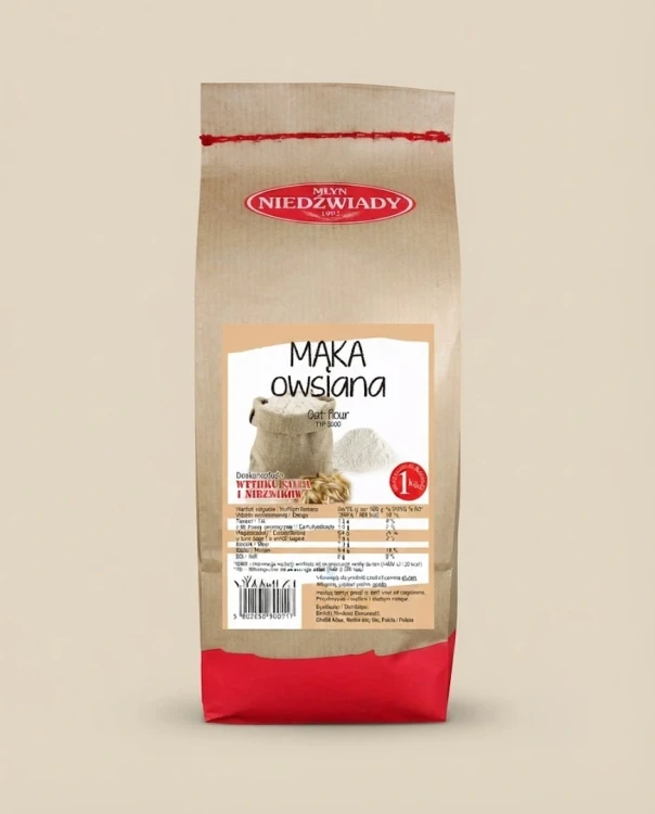 Mąka owsiana 1kg Młyn Niedźwiady — opakowanie na tle w kolorze produktu