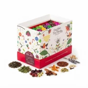 Świąteczny Kalendarz adwentowy,  25 saszetek z EKO herbatami 13 smaków English Tea Shop — opakowanie i zawartość produktu
