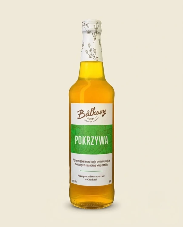 Syrop z pokrzywy 500 ml Batkovy — opakowanie na tle w kolorze produktu