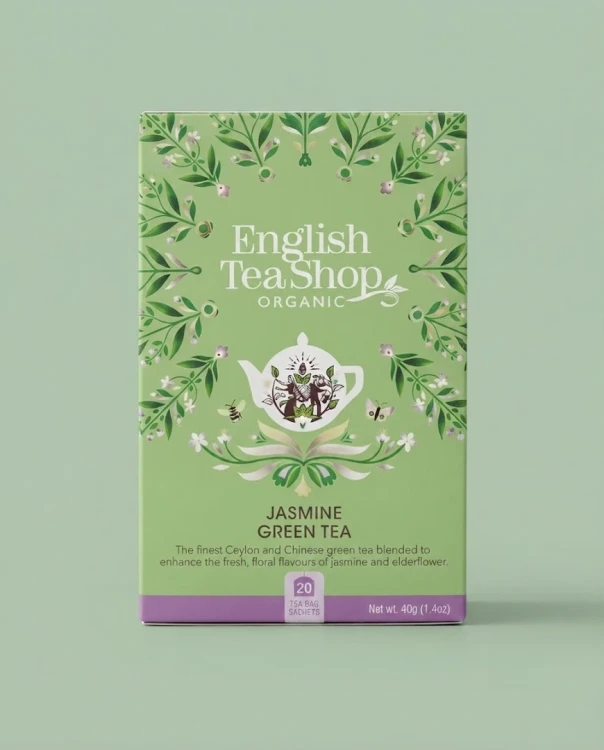 Organiczna zielona herbata z jaśminem i dzikim bzem English Tea Shop — opakowanie na tle w kolorze produktu