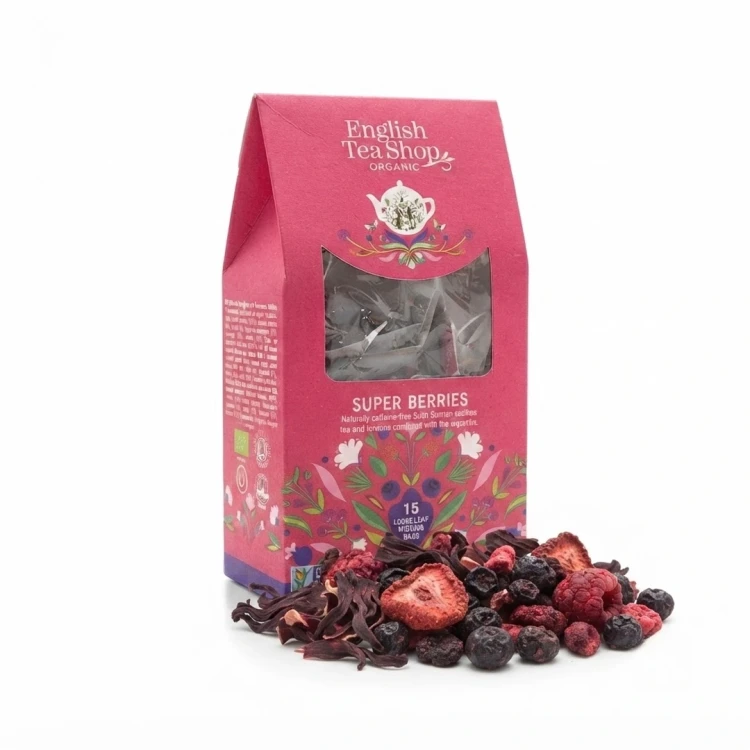 Organiczna herbatka ziołowa z hibiskusa z truskawkami. borówkami i malinami w piramidkach English Tea Shop — opakowanie i zaw